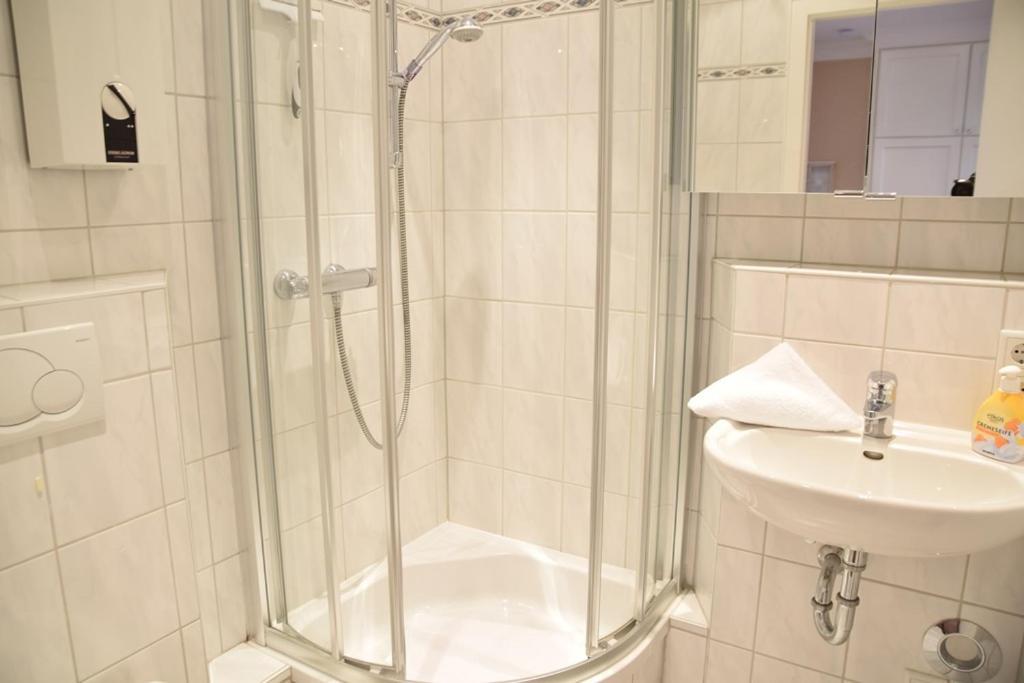 Schoenes Neues Hochwertig Renoviertes 2-Zimmer Appartement In Der 4. Etage. ヴェスターラント エクステリア 写真