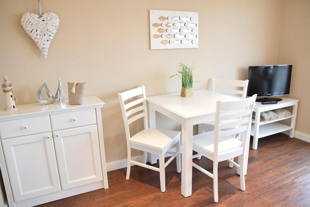 Schoenes Neues Hochwertig Renoviertes 2-Zimmer Appartement In Der 4. Etage. ヴェスターラント エクステリア 写真