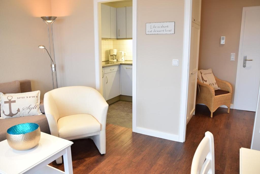 Schoenes Neues Hochwertig Renoviertes 2-Zimmer Appartement In Der 4. Etage. ヴェスターラント エクステリア 写真